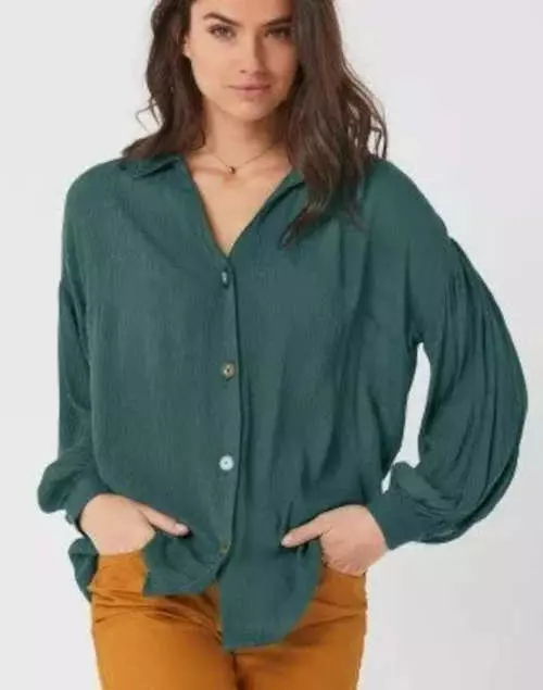 Зелена дамска риза със свободна форма
