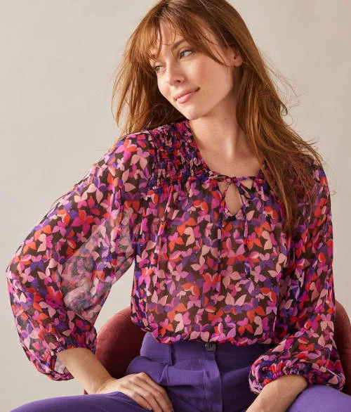 Многоцветна официална блуза с широки ръкави и връзка на деколтето